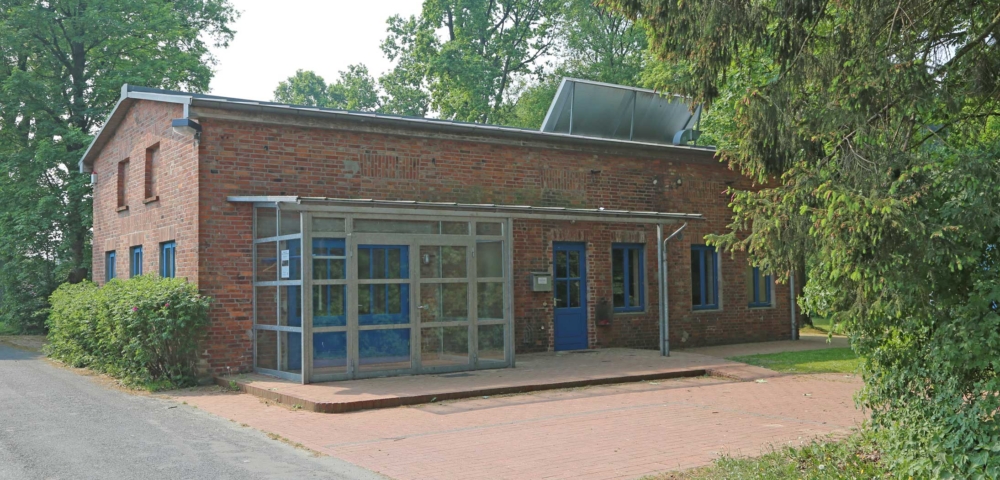 Nordansicht von der Straße